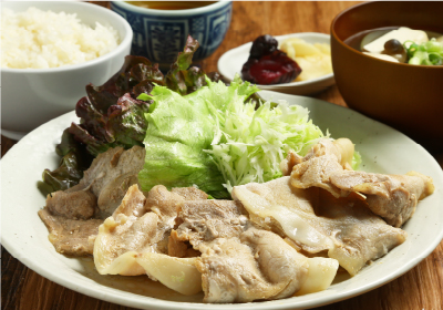 沖縄県産やんばる豚の生姜焼き定食
